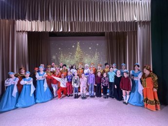 Свет Рождества засиял яркими красками